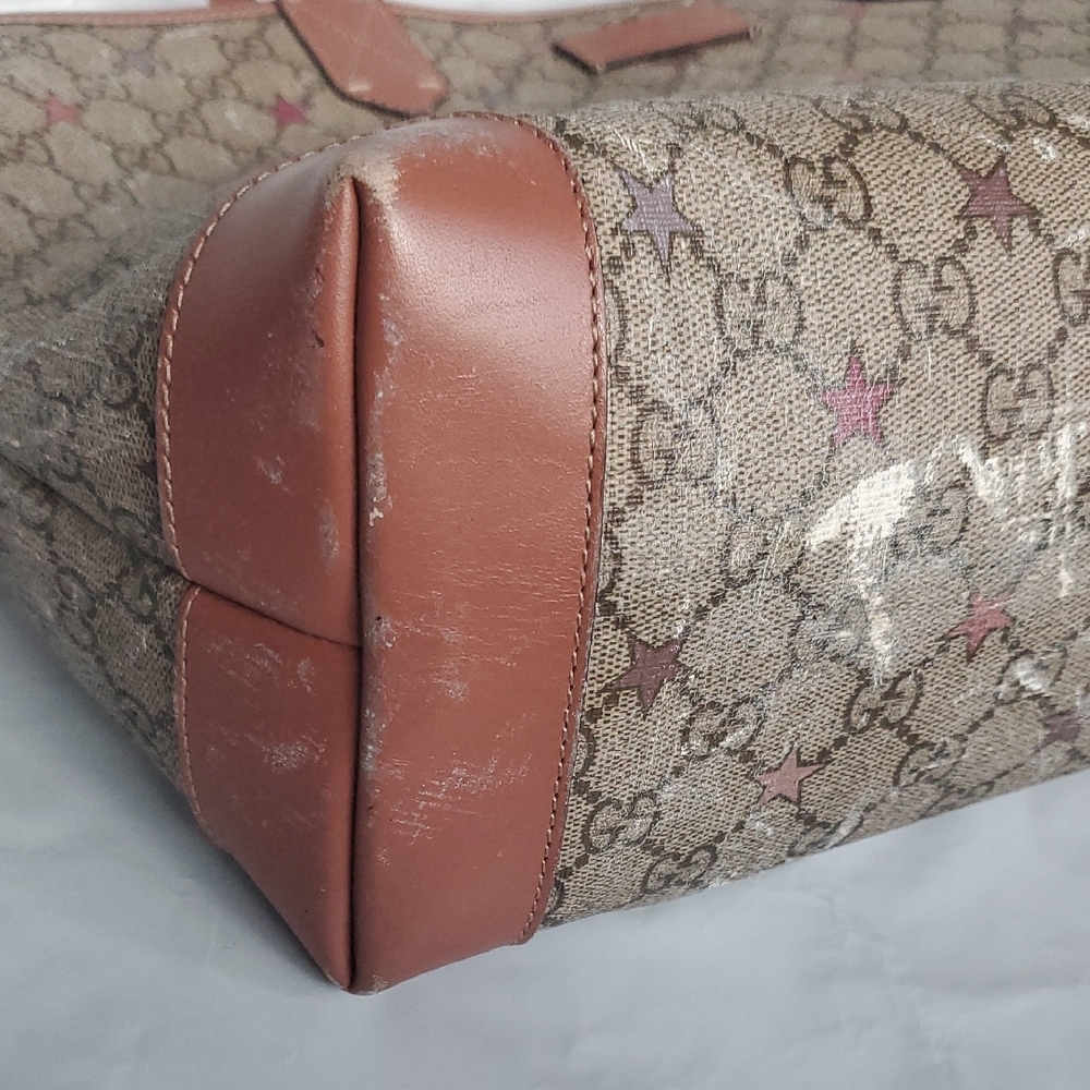 Gucci Beige GG Star Tote - Picture 15 of 17